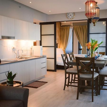 Petronella Suites Apartment @ Jesselton Quay Kota Kinabalu Bagian luar foto