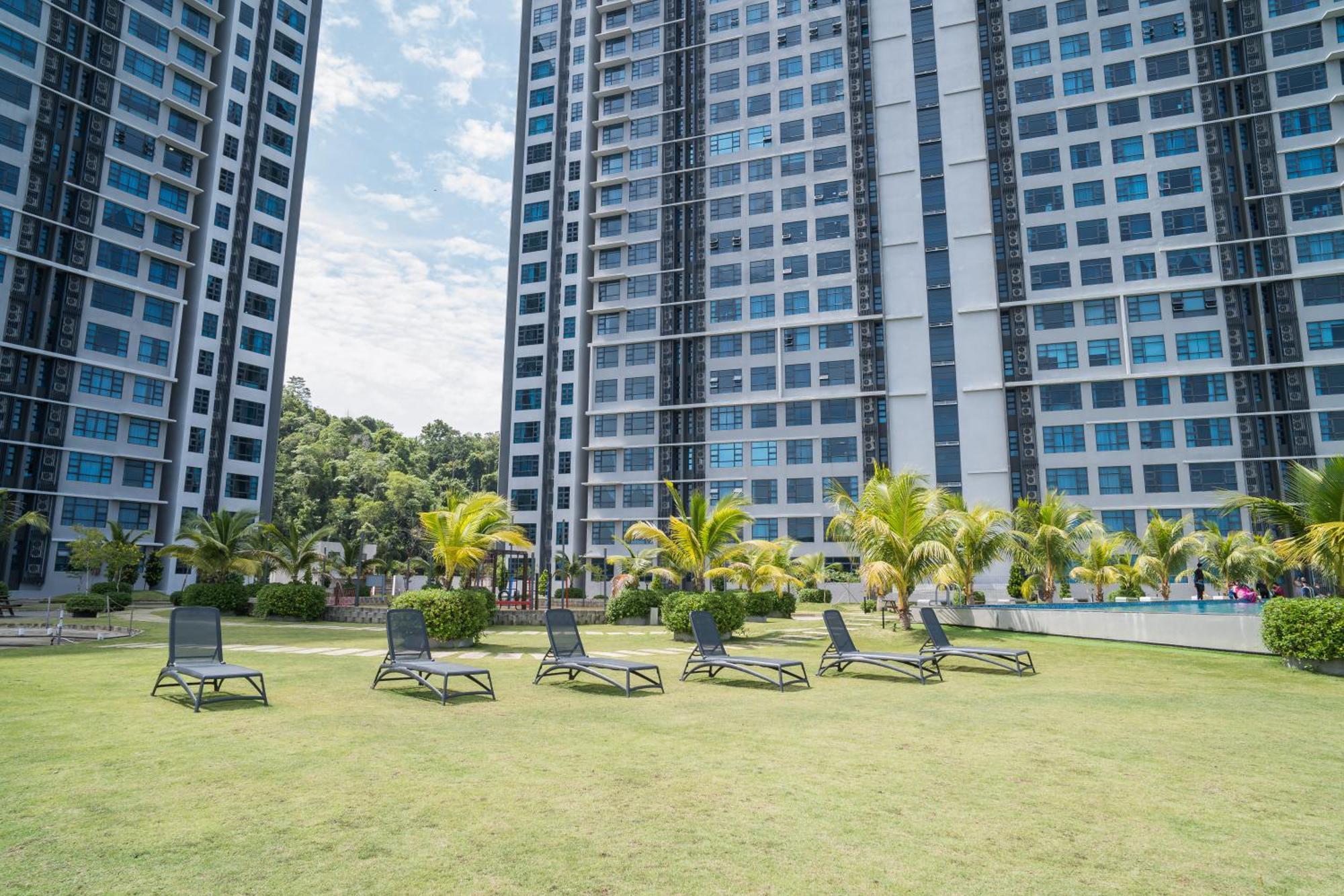 Petronella Suites Apartment @ Jesselton Quay Kota Kinabalu Bagian luar foto